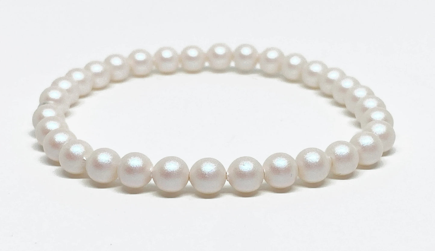 5mm Swarovski Pearl Accent Beaded Bracelet in Pearlescent White