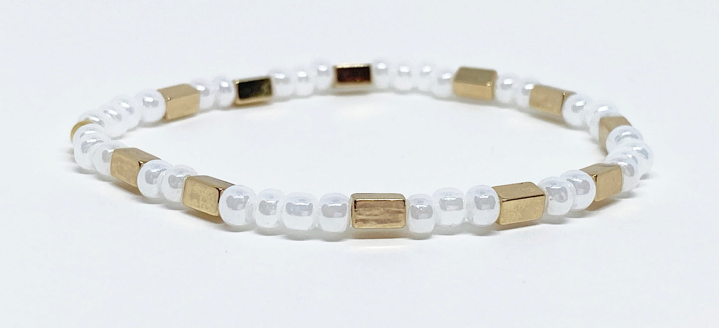 Dainty White Lustre Pearl-look Glass and Hematite Gold Beaded Bracelet