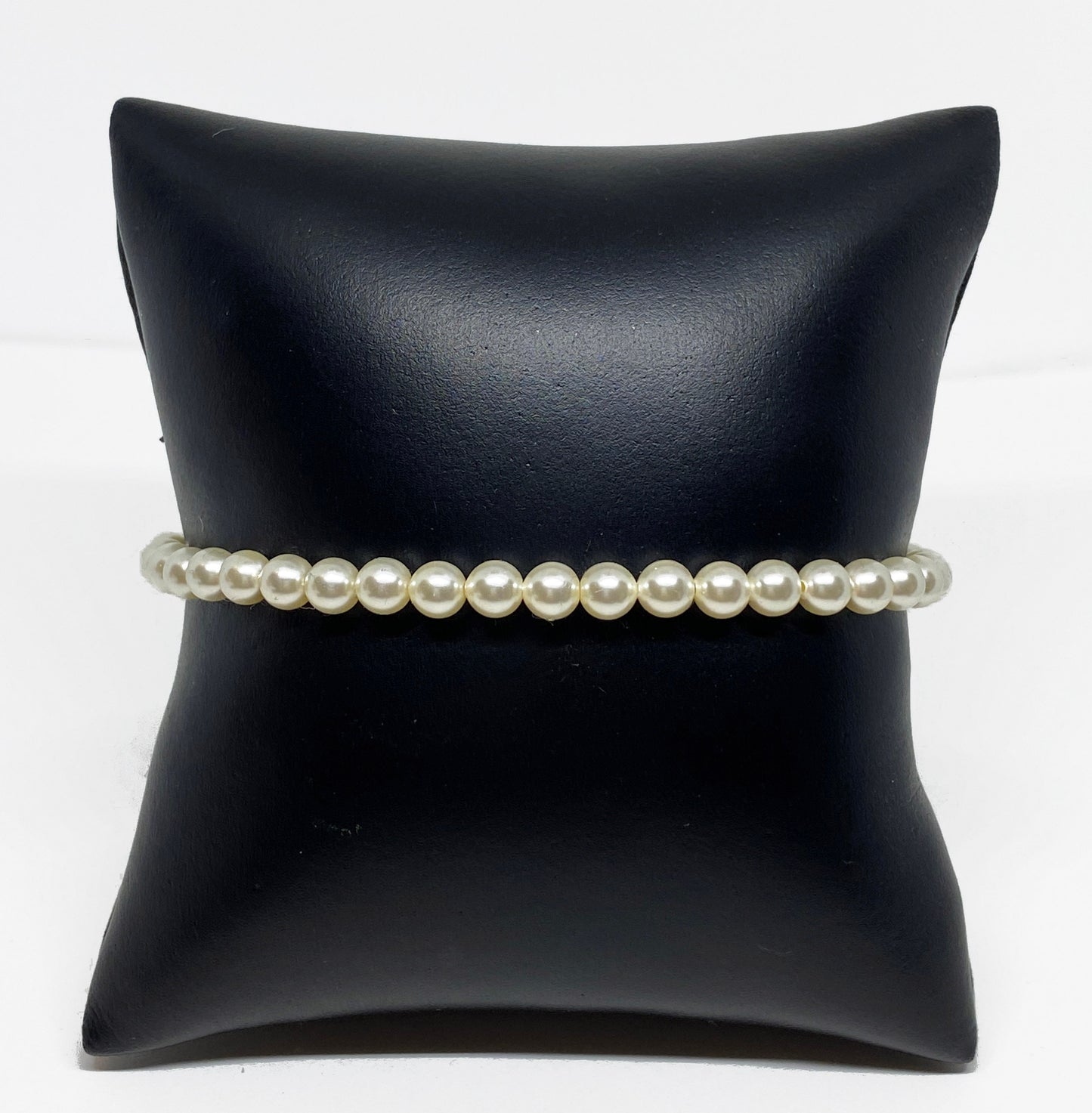 Swarovski Pearl Accent Bracelet in Classic Cream