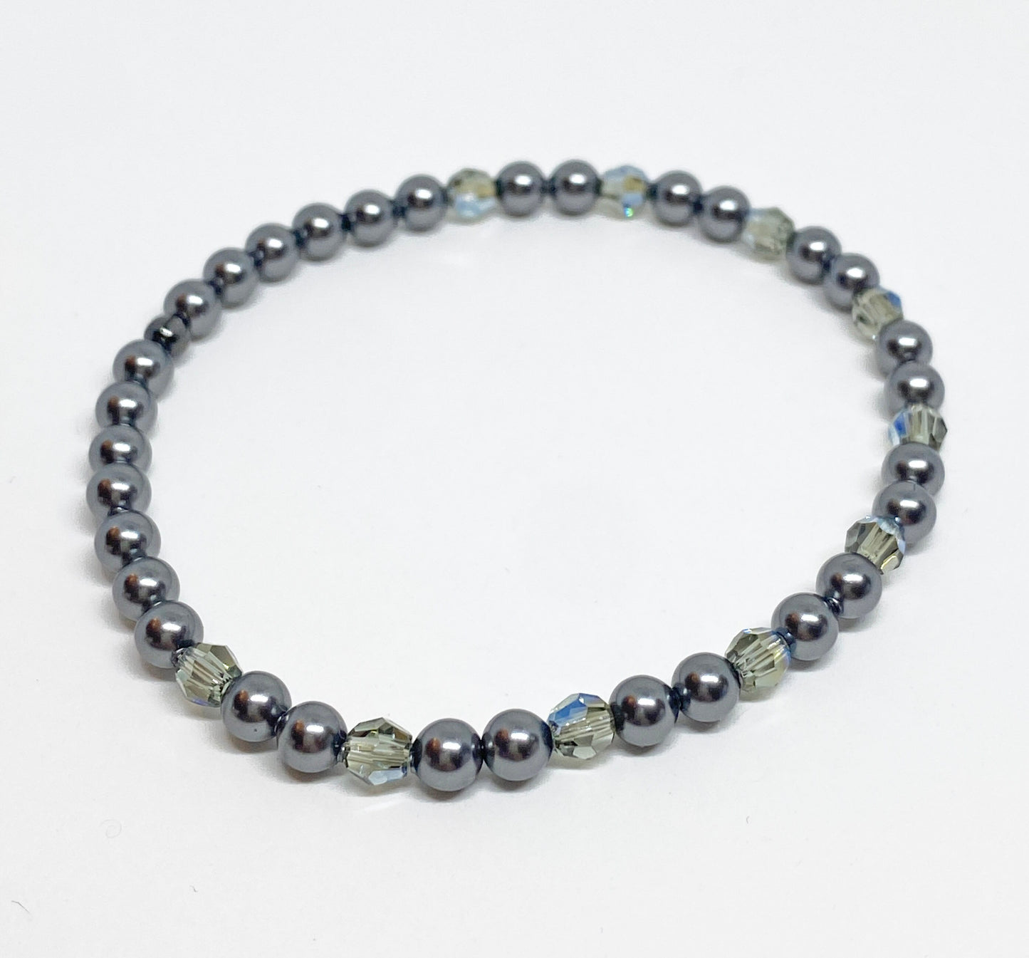 Swarovski Crystal and Pearl Holiday Accent Bracelet in Dark Gray Diamond