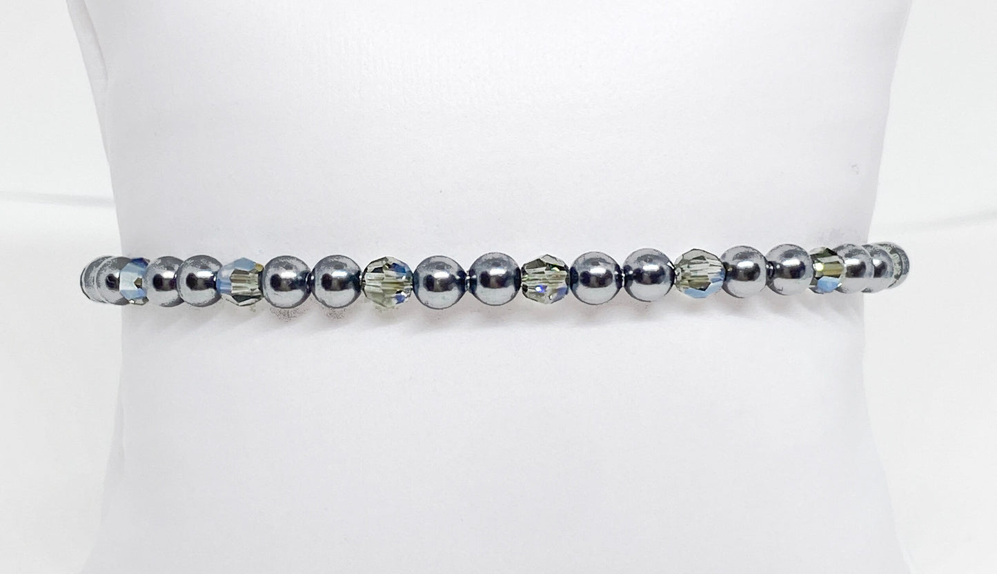 Swarovski Crystal and Pearl Holiday Accent Bracelet in Dark Gray Diamond