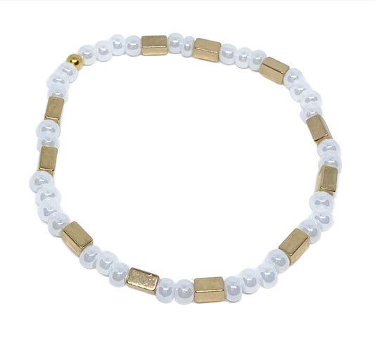 Dainty White Lustre Pearl-look Glass and Hematite Gold Beaded Bracelet